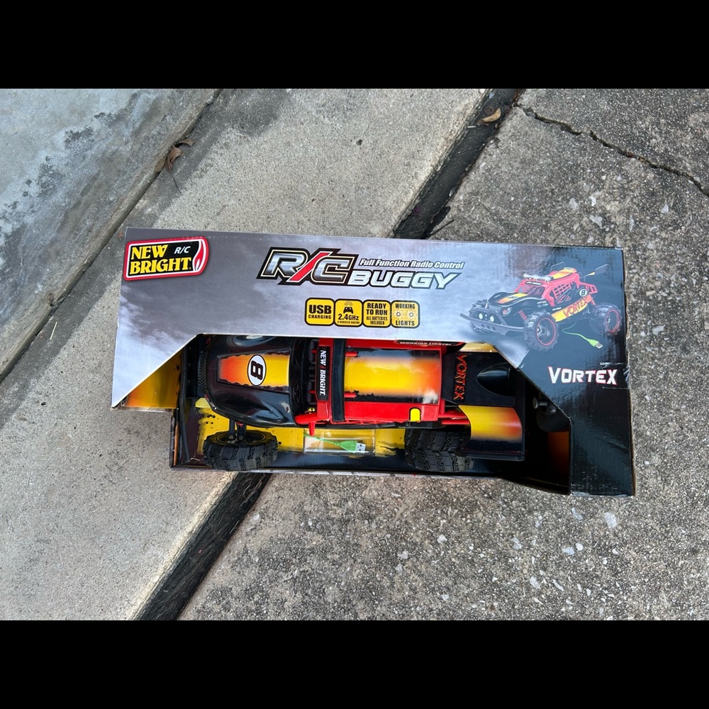 Remote Control Sport Buggy - Picture 4 of 4